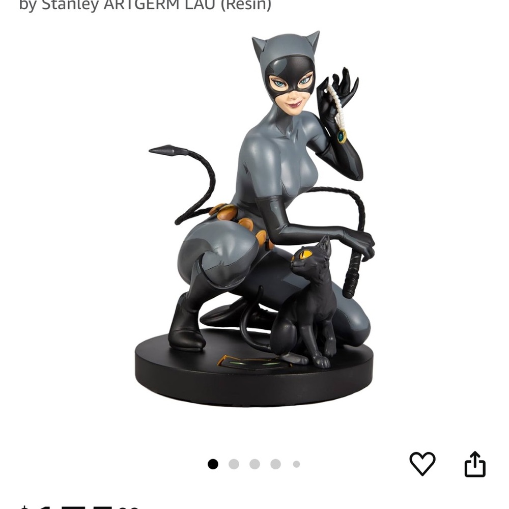 McFarlane DC Design Catwoman statue with box :) - Picture 11 of 16